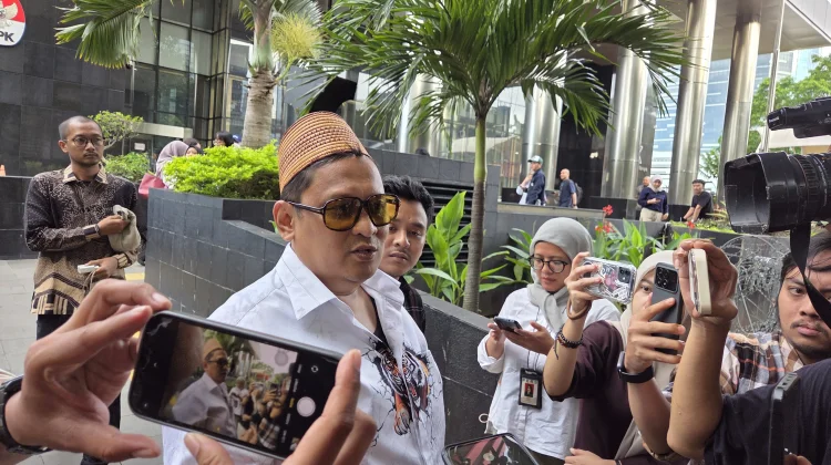 KPK Dalami Haji Her soal Pengurusan Cukai Rokok dalam Kasus Bea Cukai