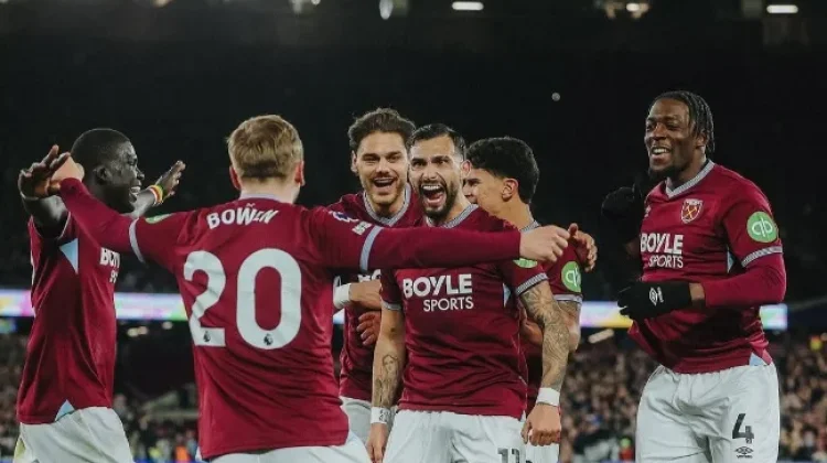 West Ham Menang 4-0, Tottenham Terseret ke Zona Degradasi