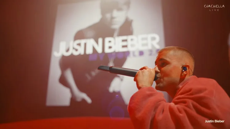 Justin Bieber Ajak Penonton Nostalgia Lewat Lagu Lama di Main Stage Coachella