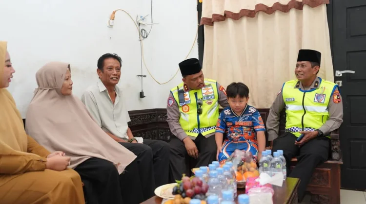Kakorlantas Kenang Bripka Fajar, Pahlawan Operasi Ketupat 2026