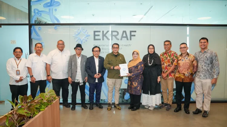 Menteri Ekraf Terima Naskah Akademik PPh Royalti untuk Kebijakan Pro Pegiat Ekraf