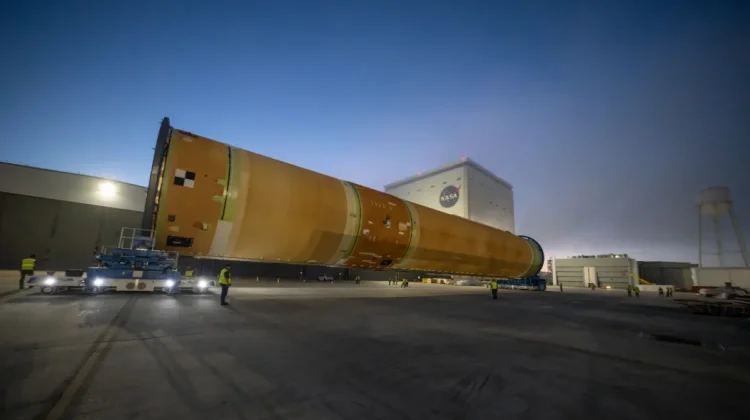 Roket SLS NASA Siap Dikirim, Langkah Penting menuju Misi Artemis III