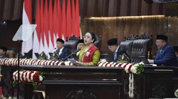 Puan Maharani Sayangkan Lambatnya Proses Pengangkatan Guru Honorer jadi PPPK