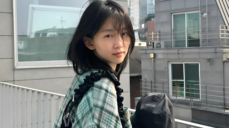 Jin Ki Joo Jadi Pemeran Utama Drama Medis Romantis 'Sleeping Doctor'