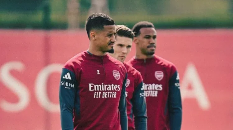 Arsenal di Ujung Jalan, Lolos atau Tersingkir