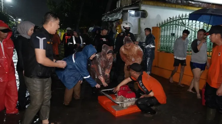 Banjir Bandarlampung Rendam Enam Belas Kecamatan ai Hujan Deras