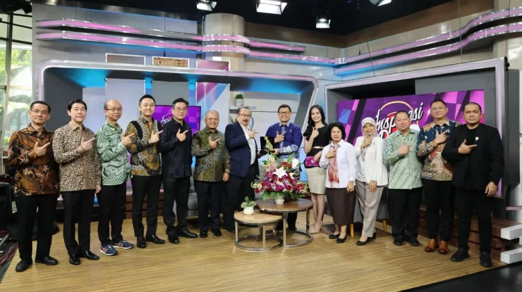 Taruna Ikrar Raih Anugerah Kepemimpinan Visioner 2026 dari GP Farmasi Indonesia
