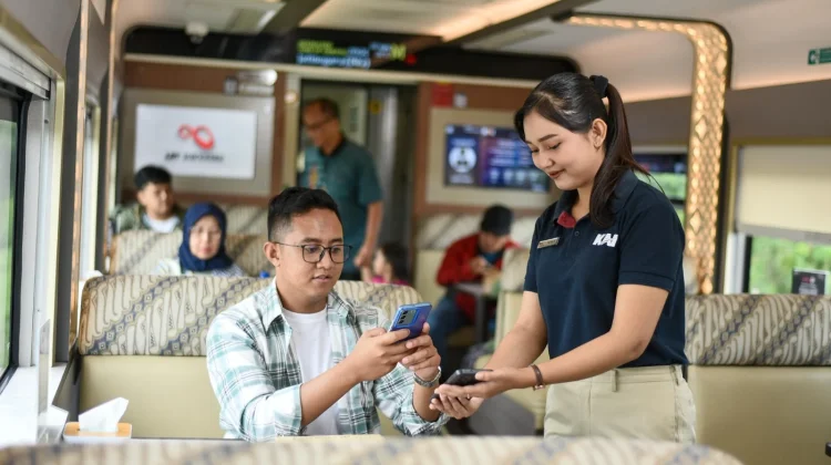 KAI Services Berhasil Kurangi Tujuh Ton Limbah Plastik Sepanjang 2025