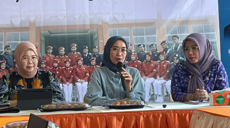 Pastikan Akses Internet untuk Pendidikan, Kemkomdigi Tinjau SRT 7 Probolinggo