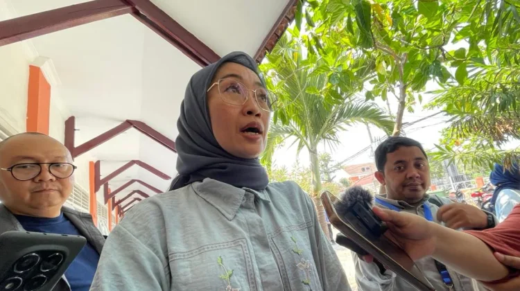 Kemkomdigi Pastikan Akses Internet Dirasakan Pelajar Sekolah Rakyat