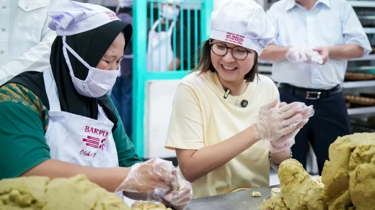 Wamen Ekraf Ajak Bakpia Pathok 25 dan Dagadu Kelola IP agar Tetap Relevan