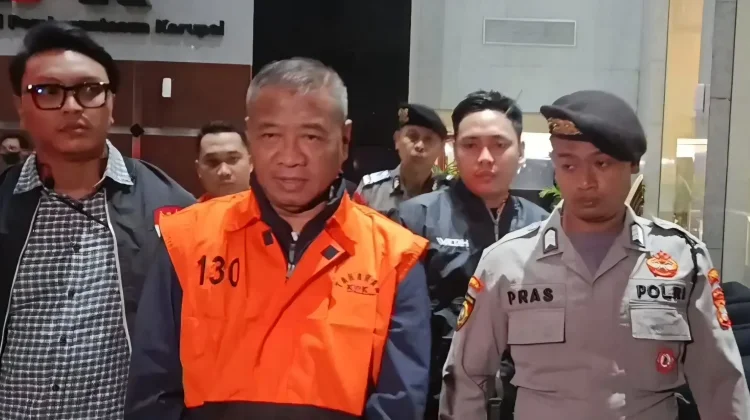 KPK Geledah Rumah Bupati Tulungagung, Sita Surat Pengunduran Diri Tanpa Tanggal