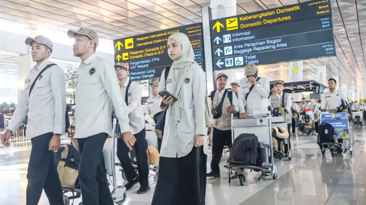 Melalui Bandara Soetta, 460 Petugas Haji Terbang ke Mekah