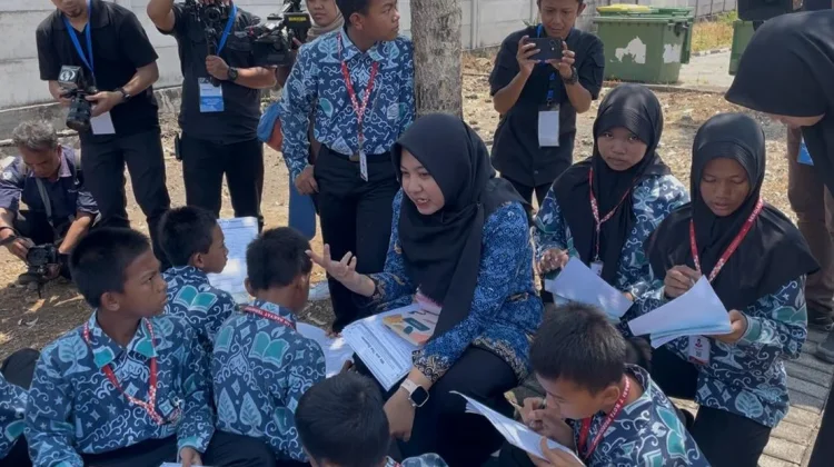 Peran Penting Guru SR, Ciptakan 'Chemistry', dan Semangat Bangkit Peserta Didik