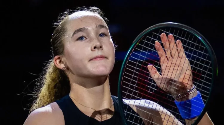 Taklukkan Swiatek, Andreeva Tantang Rybakina di Semifinal Stuttgart