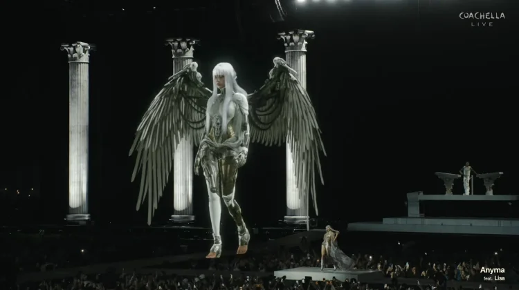 Debut 'Bad Angel' di Coachella, LISA Tampil Memukau Bareng Anyma