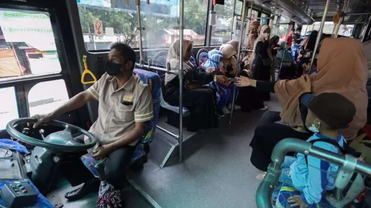 DPR Dorong Pemerintah Perbaiki Transportasi Umum Usai Kenaikan BBM Nonsubsidi
