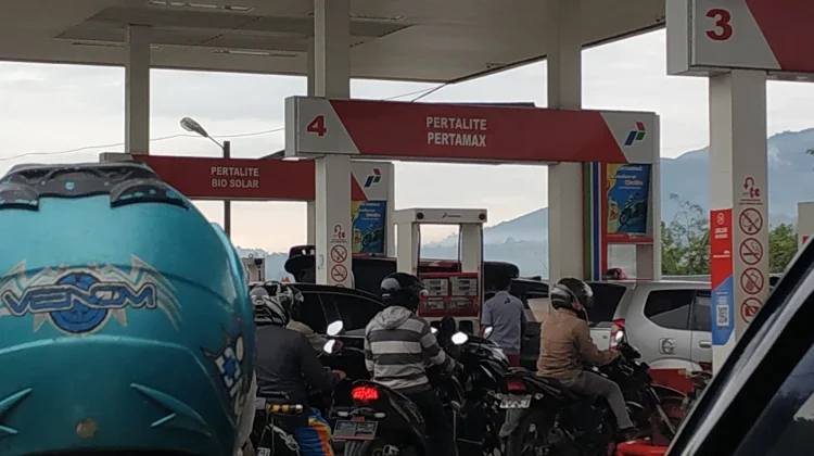 Penyesuaian Harga BBM Nonsubsidi, Komisi XII DPR: Bagus untuk Jangka Pendek