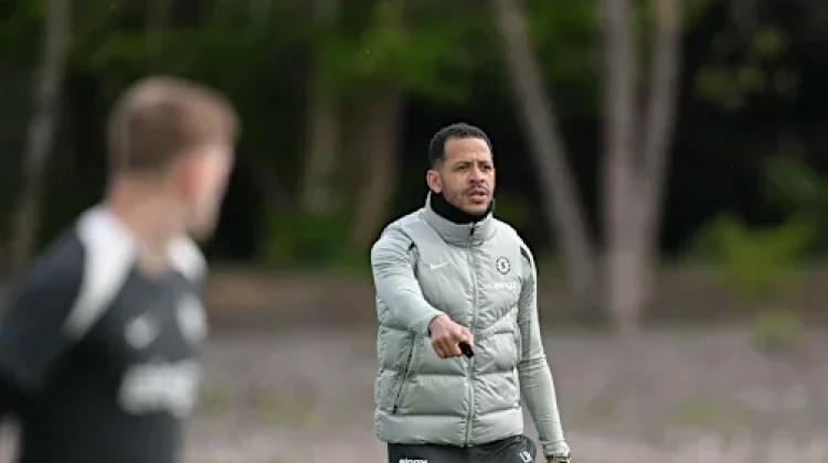Tandang ke Brighton, Rosenior Kenang Masa Istimewa di Brighton