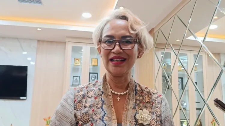 Di Jejak Kartini, Perempuan Menjaga Nyala Kehidupan