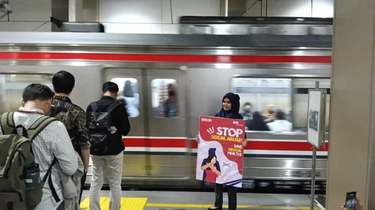 KAI Commuter Gelar Kampanye Anti Kekerasan Seksual Serentak di Hari Kartini