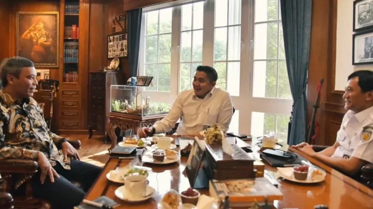 Seskab Terima Dirut BTN-KAI, Bahas Program Hunian Layak Masyarakat Perkotaan
