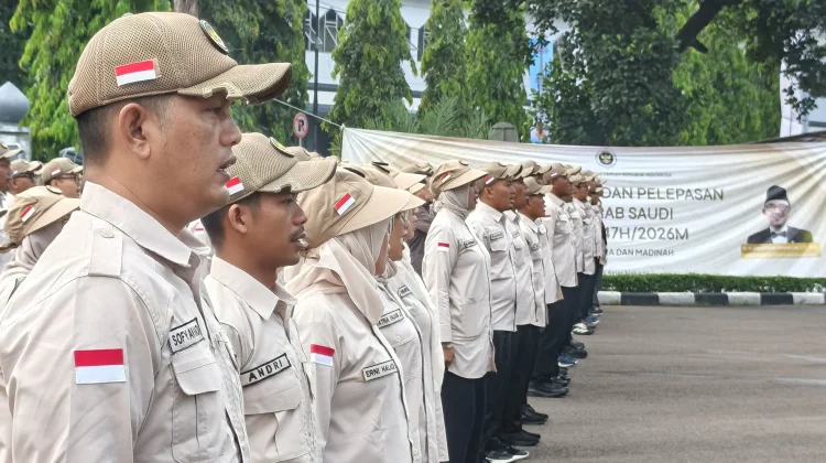 Menteri Haji Ingatkan Petugas Utamakan Pelayanan kepada Jemaah di Tanah Suci