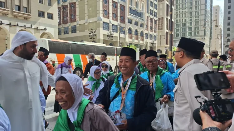 Aktivitas Jemaah Haji di Madinah Mulai Meningkat, Ini Tips agar Khusyuk Beribadah