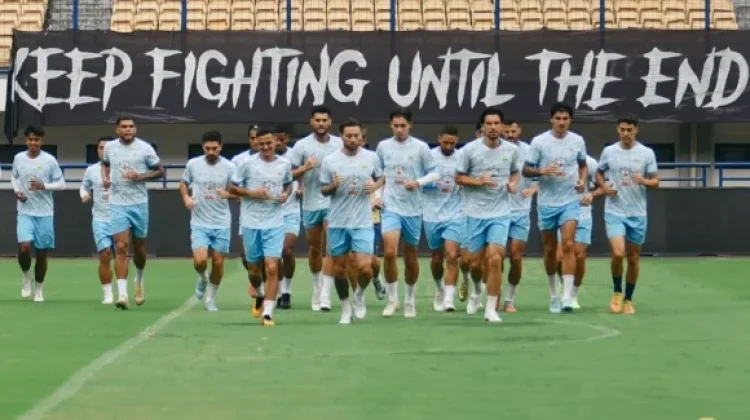 Arema FC Tantang Persib Bandung di Laga Krusial