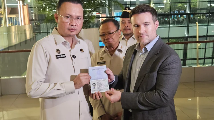 Dirjen Imigrasi Deportasi Buronan Asal Amerika Serikat