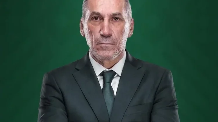 Donis Ambil Alih Kursi Pelatih Arab Saudi di Piala Dunia