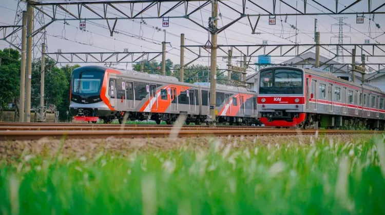 Pengguna KRL Jabodetabek Mencapai 349 Juta Orang selama Tahun 2025