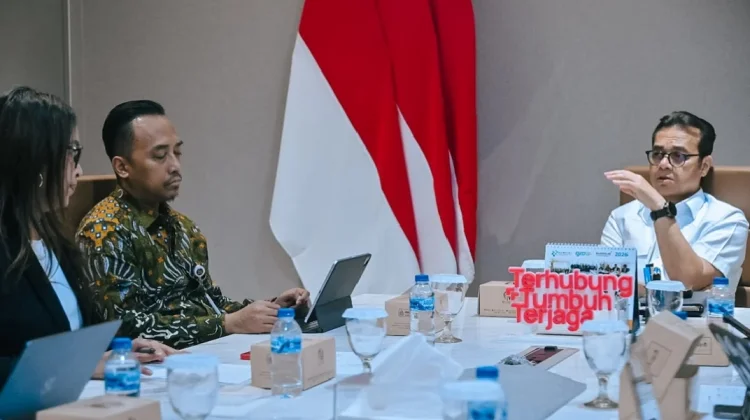 Hoaks Isu Kesehatan, Wamenkomdigi: Paling Viral setelah Politik