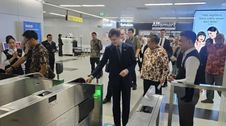 Inggris Perkuat Komitmen Kerja Sama Transportasi dengan Indonesia