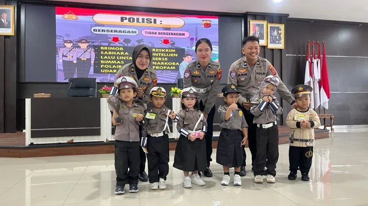 Warga Apresiasi Kapolri dengan Nama Anak Presisi