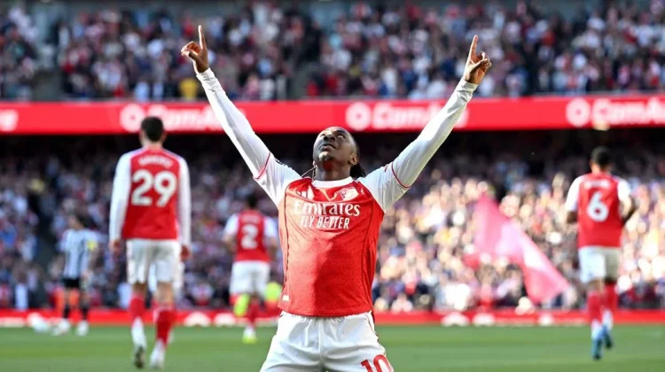 Kalahkan Newcastle, Arsenal Kembali ke Puncak Klasemen Liga Inggris