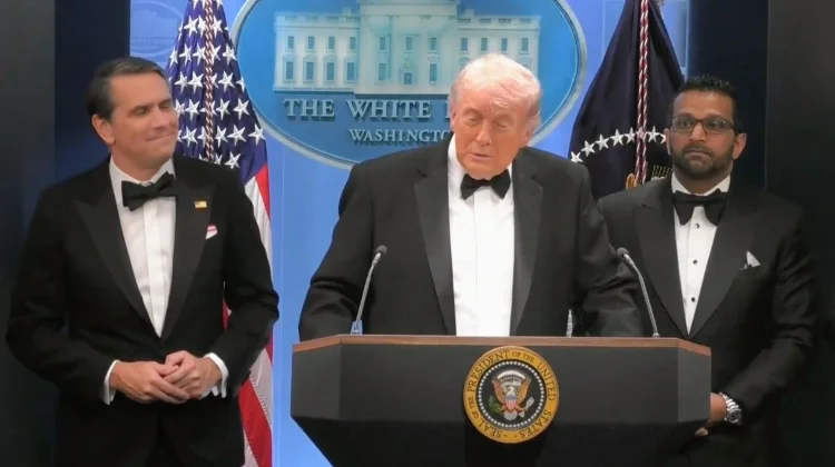 Trump Ungkap Identitas Pelaku Penembakan di Gedung Putih