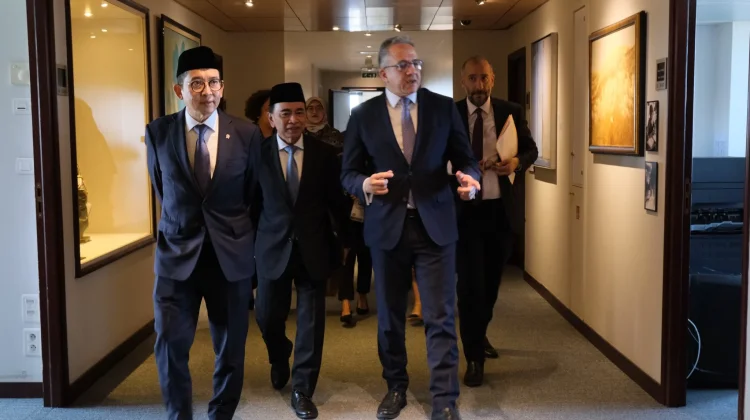 UNESCO Minta Proses 'Heritage Impact Assessment' sebelum Pasang Chattra Borobudur