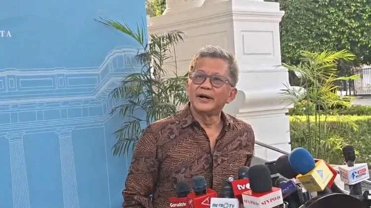 Hadiri Pelantikan Menteri di Istana, Ini Alasan Rocky Gerung