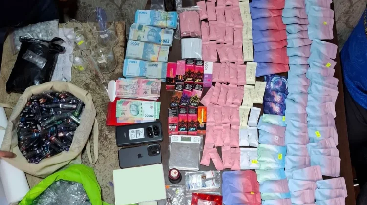 Polisi Bongkar Penyekapan dan Narkoba Vape di Jakut