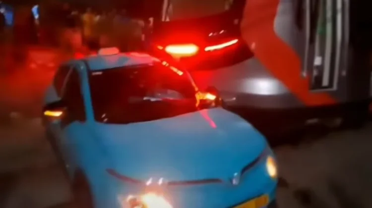 Kecelakaan Kereta di Bekasi Diduga Dipicu Temperan Taksi Hijau