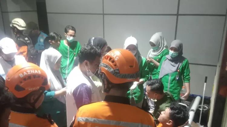 BAZNAS Bantu Evakuasi Korban Kecelakaan Kereta di Stasiun Bekasi Timur