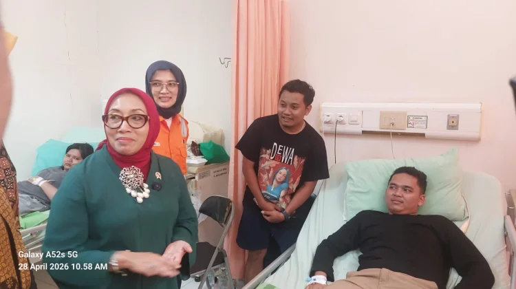 Kunjungi Korban Tabrakan Kereta, Menteri PPPA Pastikan Pemulihan Psikis Korban