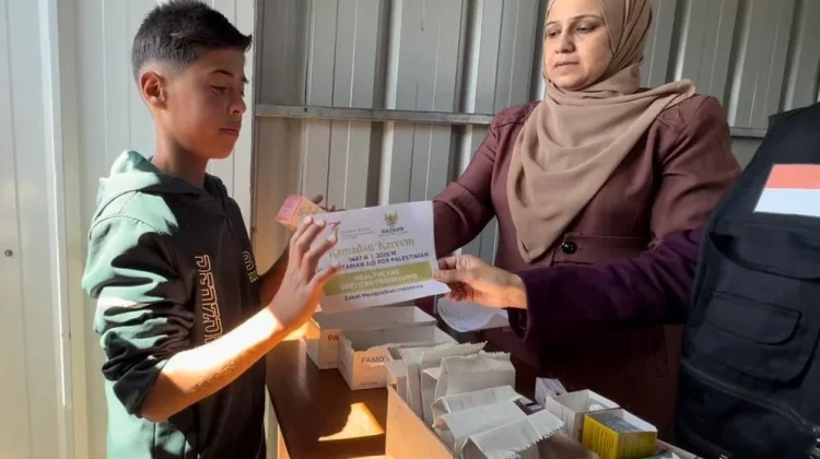 BAZNAS-Tempo Scan Berikan Layanan Kesehatan bagi Ribuan Warga Palestina