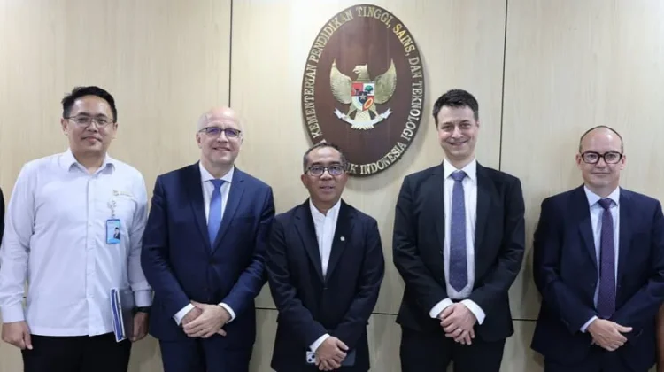 Indonesia Perkuat Kolaborasi AI dengan Prancis untuk Riset