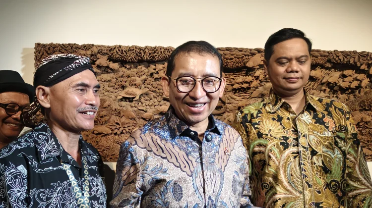 Menbud Fadli: Seni Ukir Jepara Berpotensi Jadi Warisan Dunia