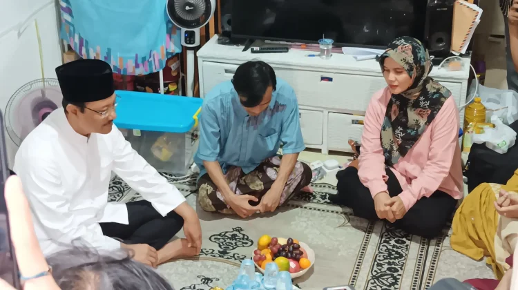 Mensos Kunjungi Rumah Duka Korban KRL
