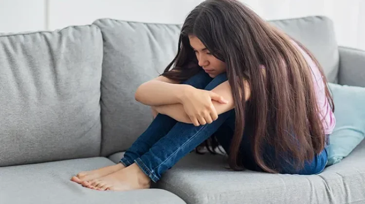 Perempuan Rentan Depresi, Psikolog Soroti Faktor Genetika dan Beban Sosial