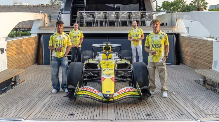 Racing Bulls Tampil Berani dengan Livery Kuning di Miami