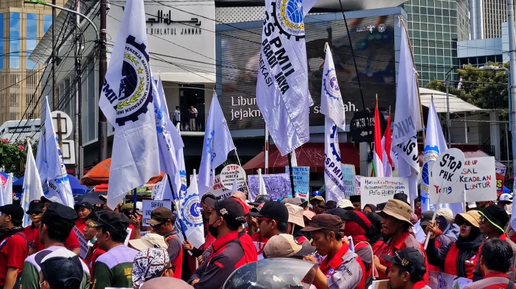 Rugikan Pekerja, GSPMII Serukan Penghapusan Sistem Outsourcing